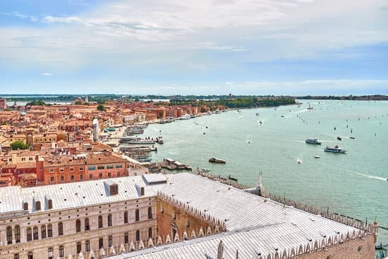 Plan An Italy Vacation To Take Advantage Of Its Lighter Side