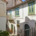 Step-by-step guide on how to travel through scenic Southern Italy for an unforgettable adventure