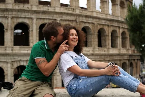 Visa and Mastercard options for convenient air travel to Italy with credit cards