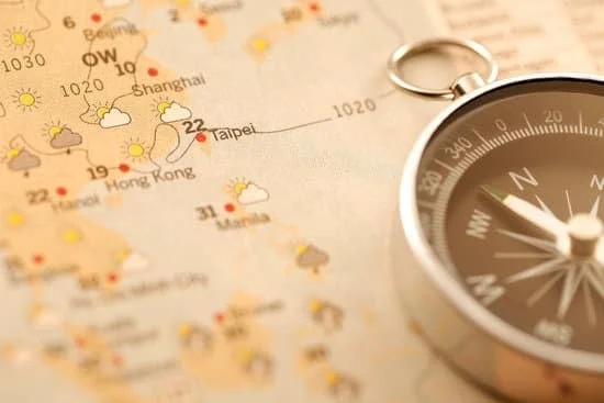 Comprehensive travel guide in Italy covering top attractions, cities, and hidden gems