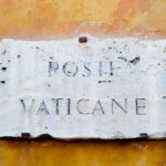 Huffington Post Italy Travel Image of Huffington Post Italy Travel logo showcasing latest articles, guides, and travel recommendations